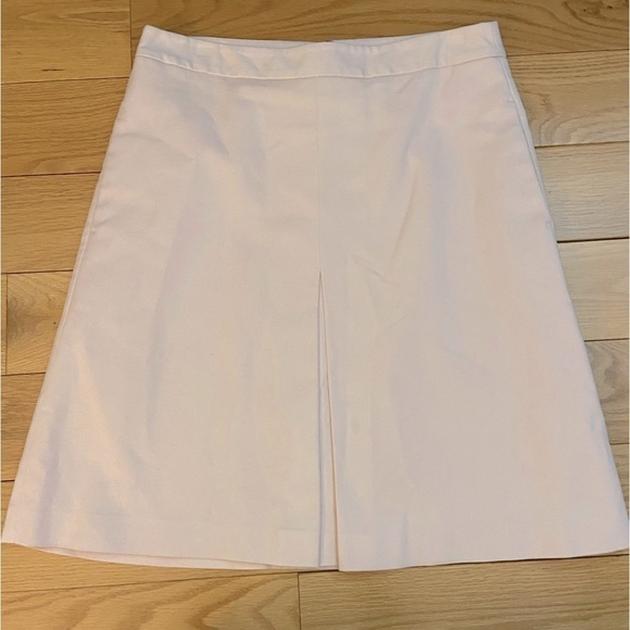 Vince Camuto Front Pleat Light Pink Skirt, size 6P, lined, EUC - Picture 3 of 6